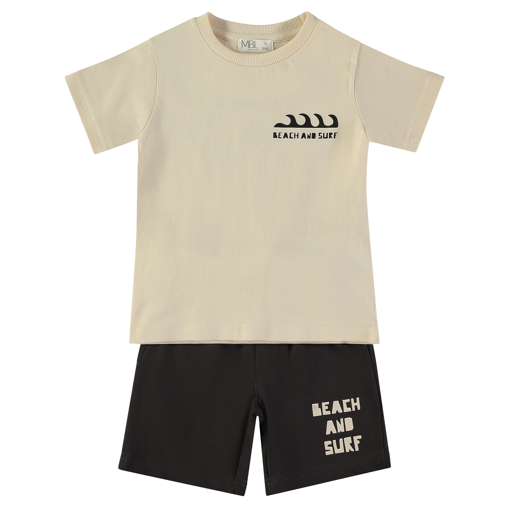 162304-front Conjunto Babybol de camiseta marrón y bermuda negra para niño
