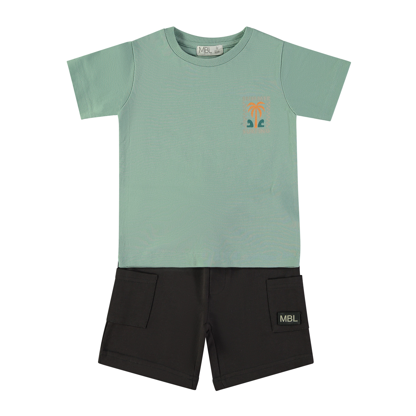 162302-front Conjunto Babybol de camiseta verde y bermuda para niño